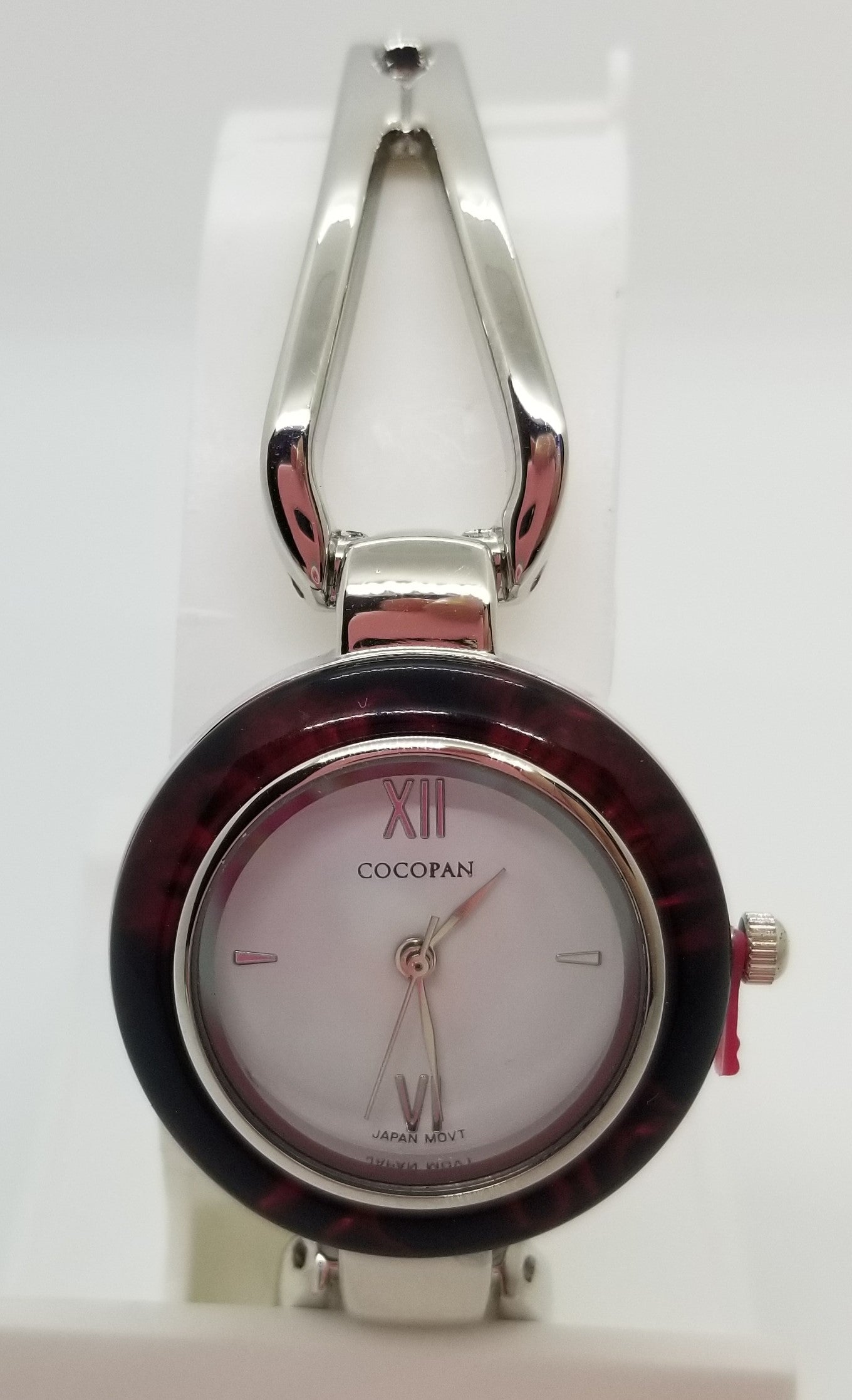 Silver base metal fashion watch with adjustable strap